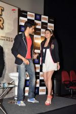 Alia Bhatt, Siddharth Malhotra at Student of the Year first look in PVR on 2nd Aug 2012 (304).JPG